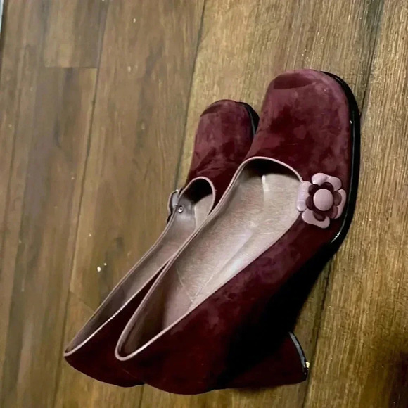 Vintage Nine West square toe plumb suede leather heels size 7 - Picture 3 of 10